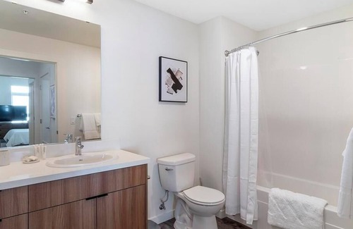 Town Center Apartment | Landing at District Flats Apartments - 1 Bedroom in Town Center