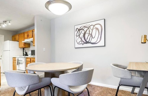 Pike Apartment | Landing at Eagle Chase - 2 Bedrooms in Eagle Creek