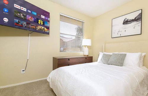 Canyon Gate Apartment | Landing at Escena Apartments - 2 Bedrooms in Angel Park