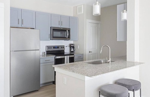 San Marcos Apartment | Landing at Hawthorne at Blanco Riverwalk - 1 Bedroom in Downtown San Marcos