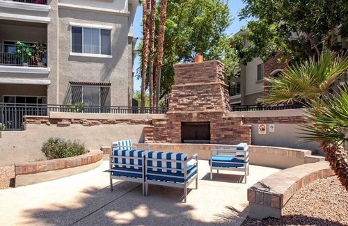 Tramonto Apartment | Landing at Ironhorse at Tramonto - 2 Bedrooms in Desert Hills