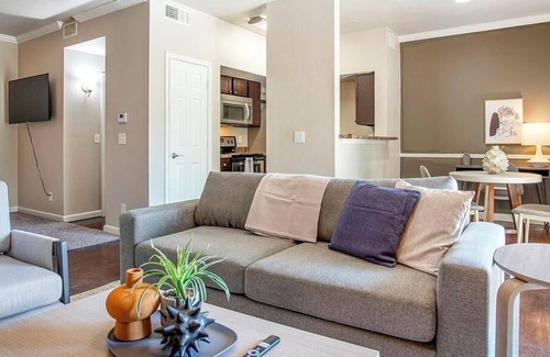 Cityplace Apartment | Landing at Ivy Urban Living - 1 Bedroom in Old East Dallas