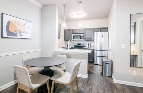 Cityplace Apartment | Landing at Ivy Urban Living - 3 Bedrooms in Old East Dallas