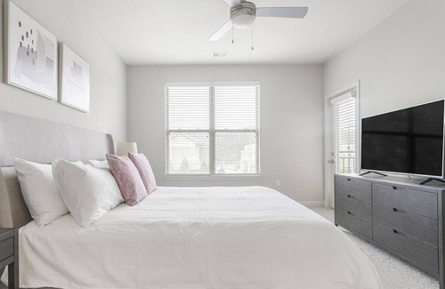 Wake Forest Apartment | Landing at Legacy Wake Forest - 2 Bedrooms in Downtown Wake Forest