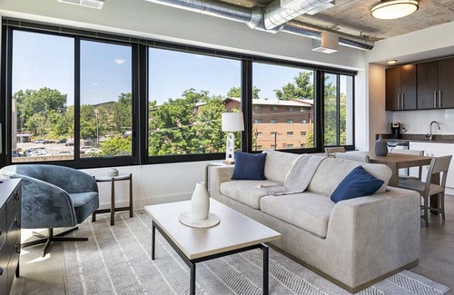 Baileys Crossroads Apartment | Landing at Mission Lofts - 2 Bedrooms in Downtown Falls Church