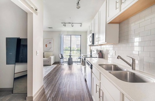 Knoxville Apartment | Landing at One Riverwalk - 1 Bedroom in South K.