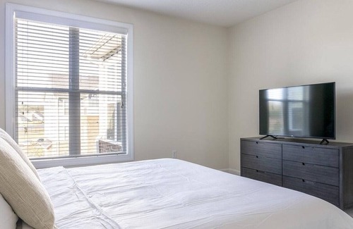 Fountain Inn Apartment | Landing at Palisades of Fountain Inn - 2 Bedrooms in Downtown Fountain Inn