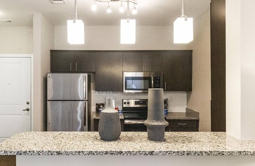 South Baton Rouge Apartment | Landing at Park Rowe Village at Perkins Rowe - 1 Bedroom in Oak Hills Place