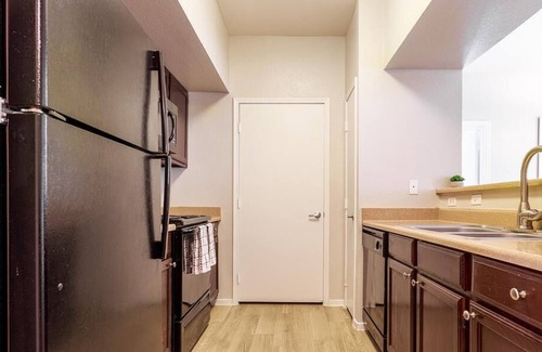Rhodes Ranch Apartment | Landing at Portola on Russell - 2 Bedrooms in Rhodes Ranch