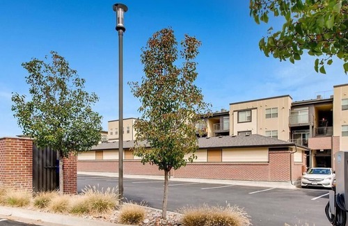 Lone Tree Apartment | Landing at Regency RidgeGate - 1 Bedroom in Downtown Lone Tree