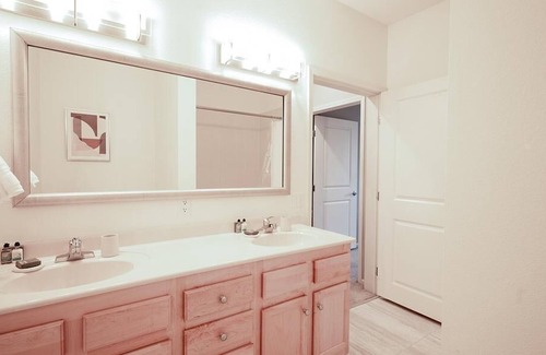 West Seventh Apartment | Landing at Riverview at Upper Landing - 1 Bedroom in West Seventh Fort Road