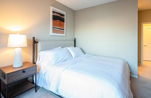 West Seventh Apartment | Landing at Riverview at Upper Landing - 1 Bedroom in West Seventh Fort Road