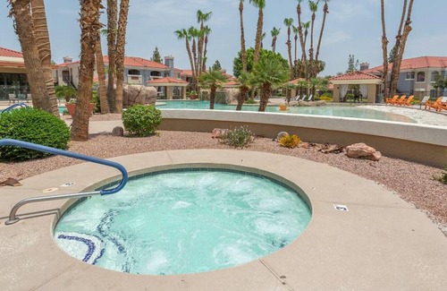 Ahwatukee Foothills Apartment | Landing at San Melia - 2 Bedrooms in Ahwatukee Foothills Village