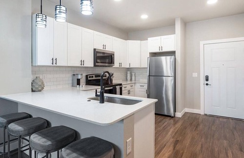 Goodyear Apartment | Landing at Solace at Ballpark Village - 1 Bedroom in Goodyear