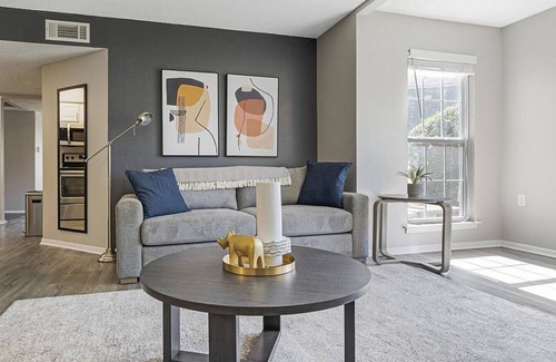 Cordova Apartment | Landing at Stonebridge Crossing Apartment Homes - 3 Bedrooms in Downtown Cordova