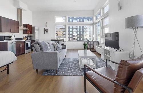 Cherry Creek Apartment | Landing at Studio 135 - Studio in Cherry Creek