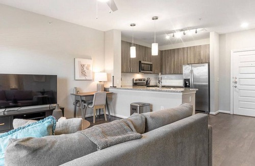 Stone Oak Apartment | Landing at The Abbey at Sonterra - 1 Bedroom in Stone Oak