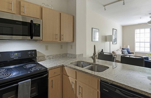New Pathways Apartment | Landing at The Bristol on Union - 1 Bedroom in New Pathways