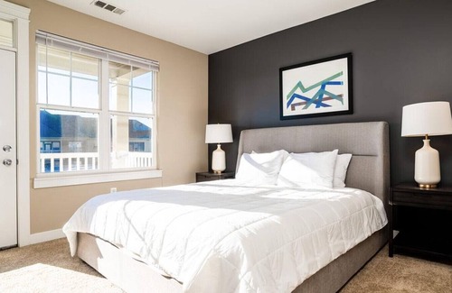 Fishers Apartment | Landing at The District at Saxony II - 2 Bedrooms in Saxony Village