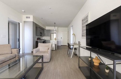 Rhodes Ranch Apartment | Landing at The Ellison - 2 Bedrooms in Rhodes Ranch