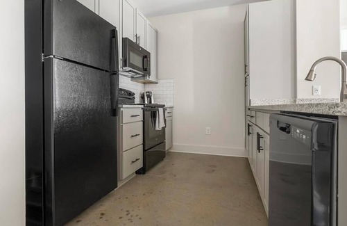 Charlotte Apartment | Landing at The Henry - 2 Bedrooms in Northwest Charlotte