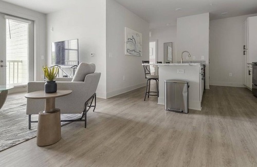 Charlotte Apartment | Landing at The Henry - 2 Bedrooms in Northwest Charlotte