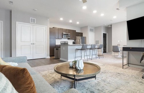 Chesterfield Apartment | Landing at The Parq at Chesterfield - 1 Bedroom in Chesterfield
