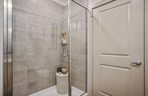 Anna Apartment | Landing at The Quinn - 2 Bedrooms in Anna