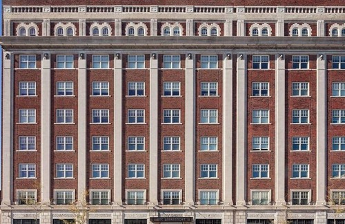 Midtown Apartment | Landing at The Strathmore Apartments - 1 Bedroom in Cass Corridor