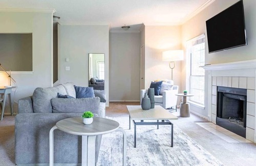 Germantown Apartment | Landing at The Vineyards - 3 Bedrooms in Downtown Collierville