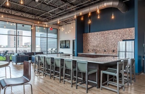 NoDo District Apartment | Landing at Tiptop - 2 Bedrooms in Jefferson Square
