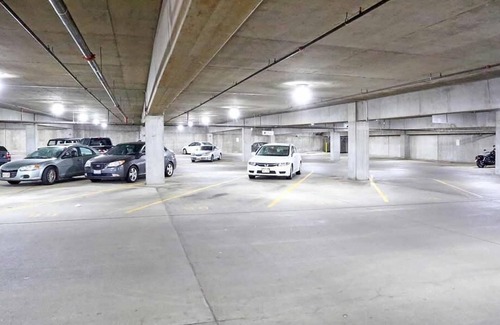 NoDo District Apartment | Landing at Tiptop - 2 Bedrooms in Jefferson Square