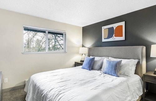 Federal Way Apartment | Landing at Trellis - 2 Bedrooms in Downtown Federal Way