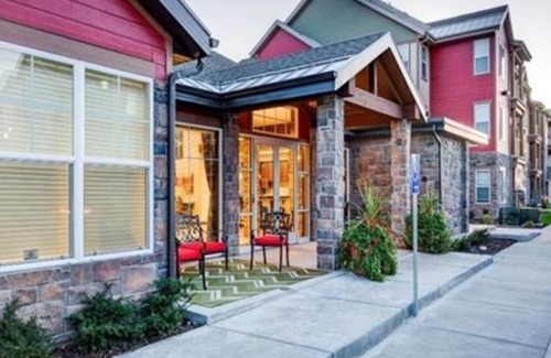 Pleasant Grove Apartment | Landing at Viewpointe - 2 Bedrooms in Downtown Pleasant Grove