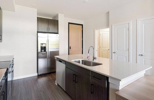 Wetmore Apartment | Landing | Beautiful 1BD, Clubhouse, Gym