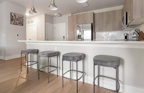 Fort Myers Apartment | Landing | Beautiful 1BD, Gym, Clubhouse
