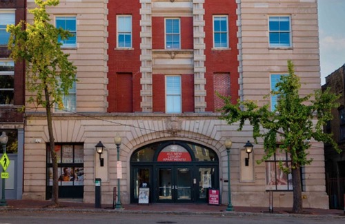Downtown Memphis Apartment | Landing | Beautiful 1BD, Courtyard, Gym