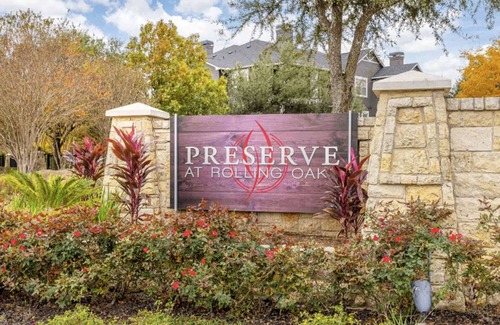 McNeil Apartment | Landing | Beautiful 1BD, Pool, Clubhouse