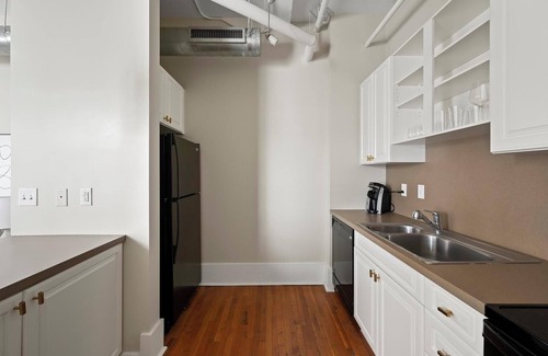 Downtown Nashville Apartment | Landing | Beautiful 1BD, Gym