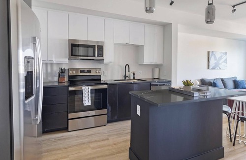 Providencia Park Apartment | Landing | Chic 1BD, Yoga Studio, Gym