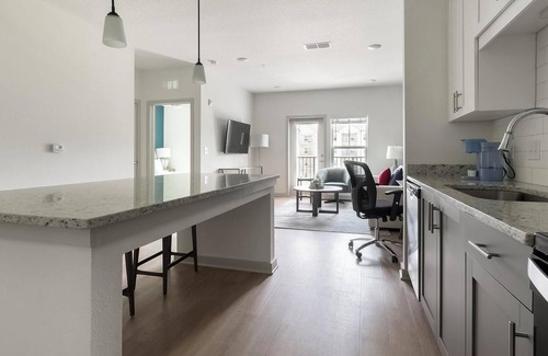 Jacksonville Apartment | Landing | Chic 1BD, Clubhouse, Gym