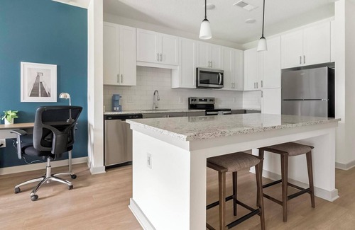 Jacksonville Apartment | Landing | Chic 1BD, Clubhouse, Gym