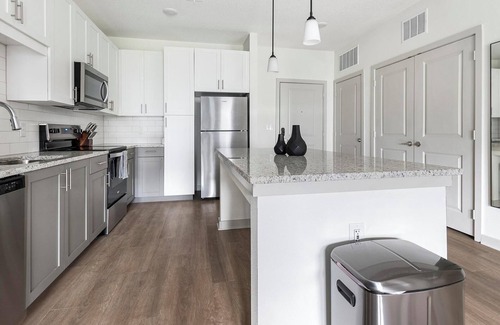 Jacksonville Apartment | Landing | Chic 1BD, Gym, Clubhouse
