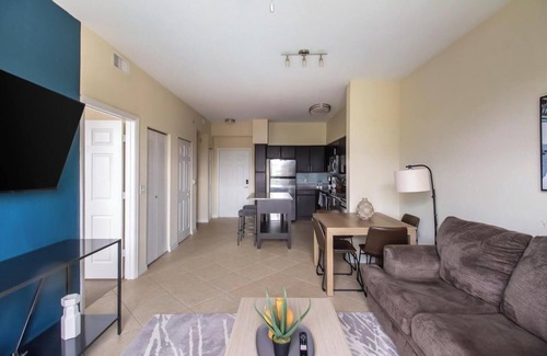Miramar Apartment | Landing | Chic 1BD, Gym, Clubhouse