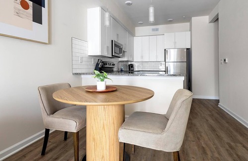 Concord Apartment | Landing | Chic 1BD, Gym, Pool