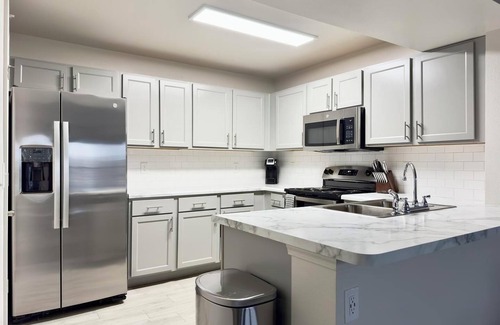 Belton Apartment | Landing | Chic 1BD, Pool, Clubhouse