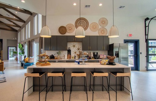 Belton Apartment | Landing | Chic 1BD, Pool, Clubhouse