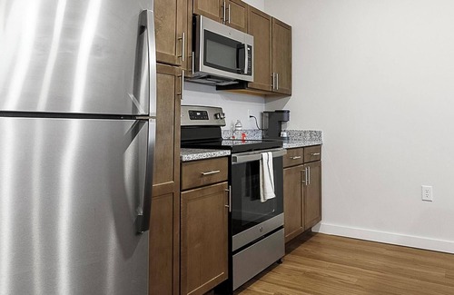 Cartersburg Apartment | Landing | Chic 2BD, Clubhouse, Gym