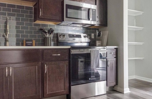 Indianapolis Apartment | Landing | Chic 2BD, Game Room, Gym