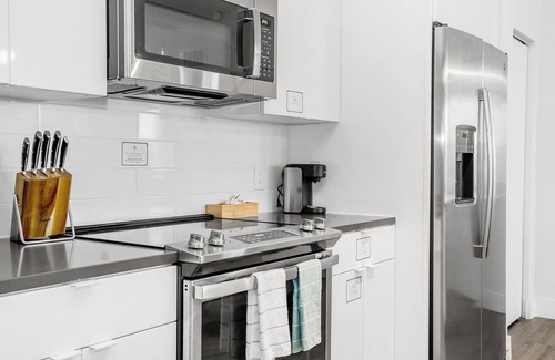 Port Tampa City Apartment | Landing | Chic 2BD, Gym, Clubhouse